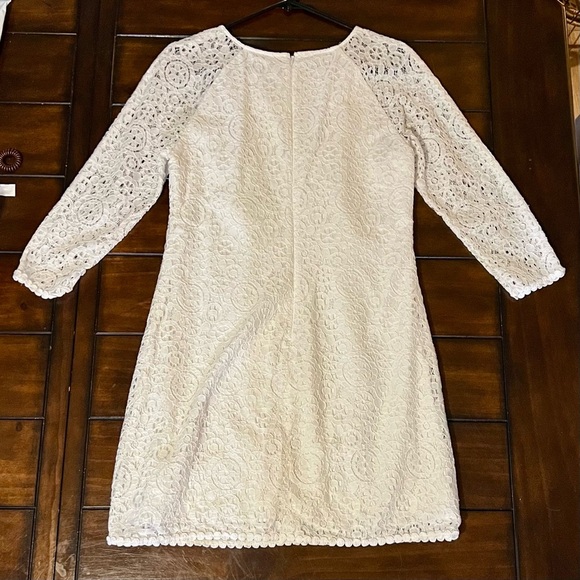 Lilly Pulitzer White Lace Dress | Size 8 - Picture 8 of 9